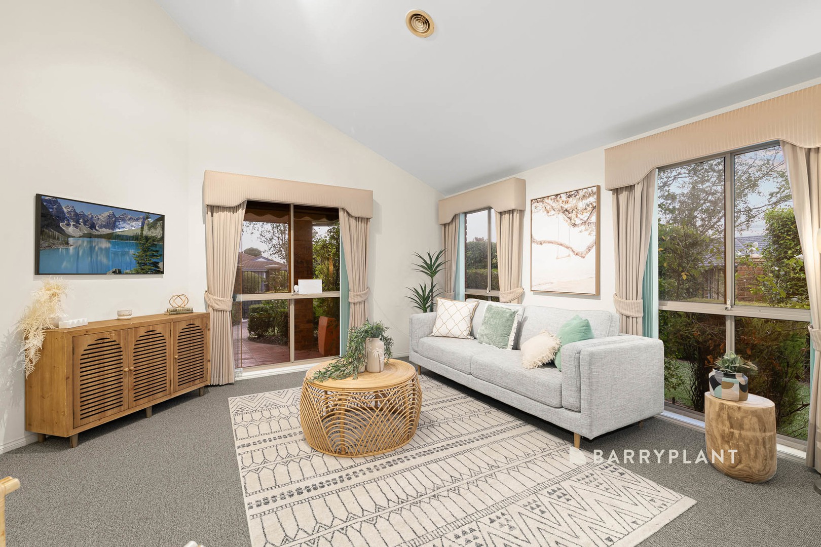 4 Kendall Drive, Narre Warren, VIC 3805, Narre Warren - Thumbnail 3