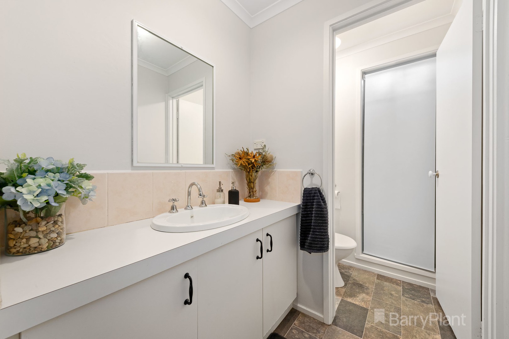 4 Kew Court, Narre Warren, VIC 3805, Narre Warren - Thumbnail 7