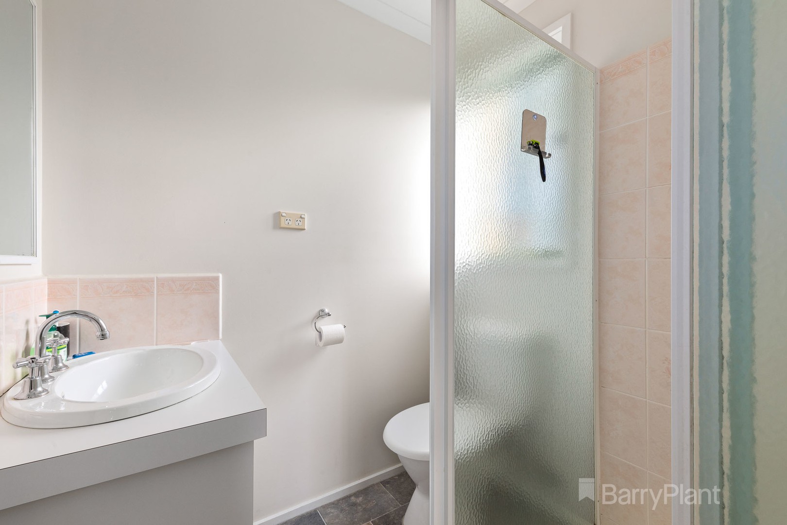 4 Kew Court, Narre Warren, VIC 3805, Narre Warren - Thumbnail 8