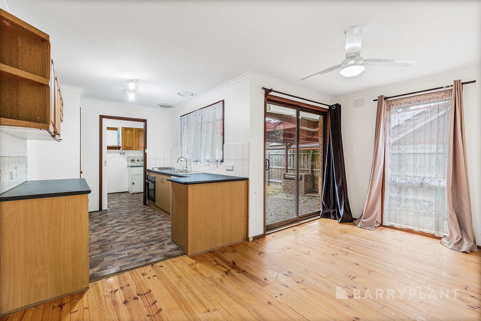 4 Kinsella Court, Pakenham, VIC 3810, Pakenham - Thumbnail 4