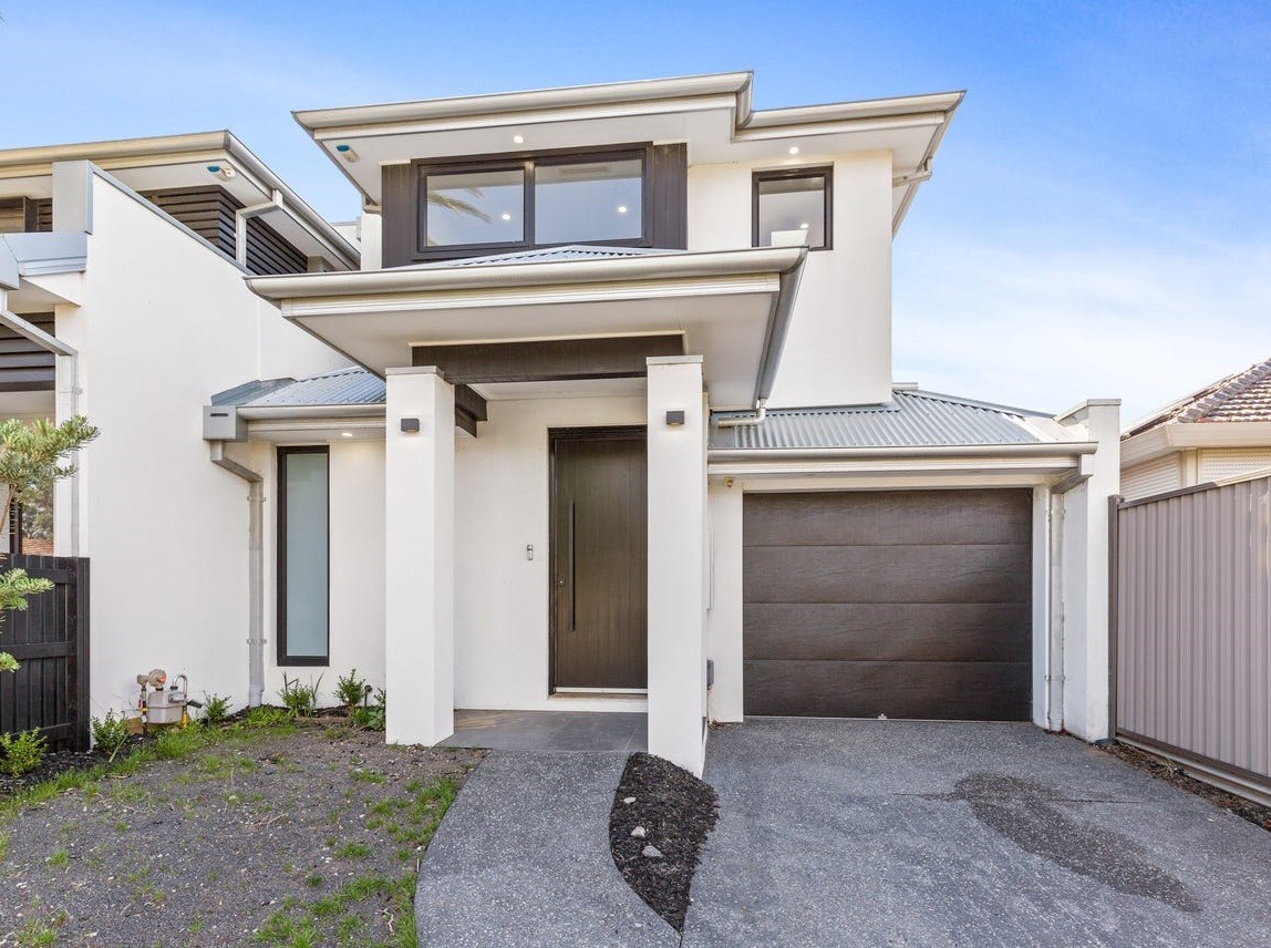 4 Knapp Street, Altona North, VIC 3025 - Thumbnail 2 - 02/12/2025