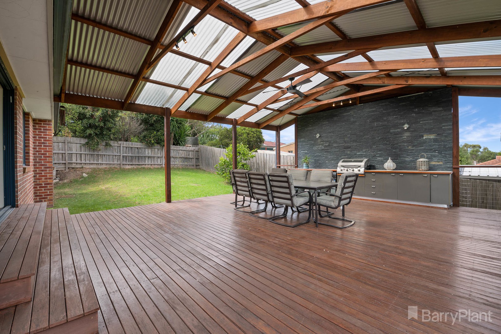 4 Kristina Court, Pakenham, VIC 3810, Pakenham - Thumbnail 2