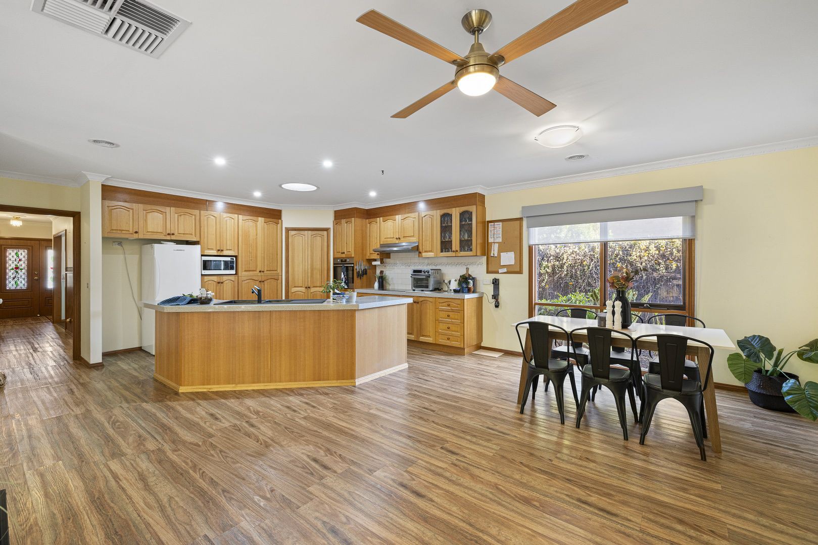 4 Lade Court, Rowville, VIC 3178, Rowville - Thumbnail 6