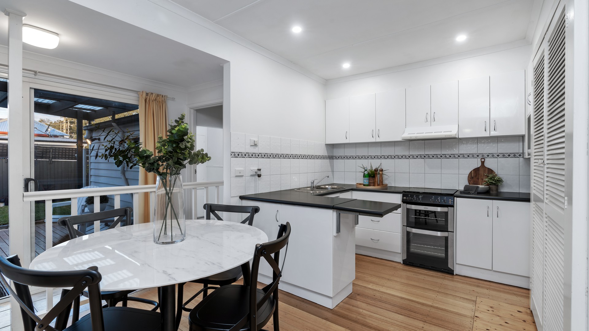 4 Laira Street, Geelong West, VIC 3218, Geelong West - Thumbnail 2