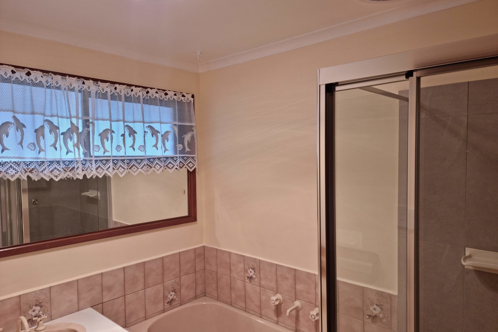 4 Lambolle Court, St Albans, VIC 3021, St Albans - Thumbnail 3