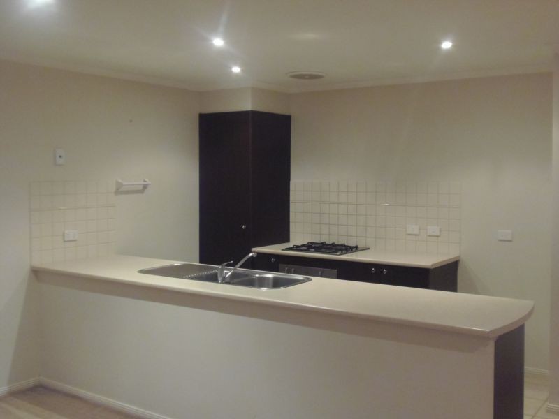 4 Lancely Green, Caroline Springs, VIC 3023, Caroline Springs - Thumbnail 4