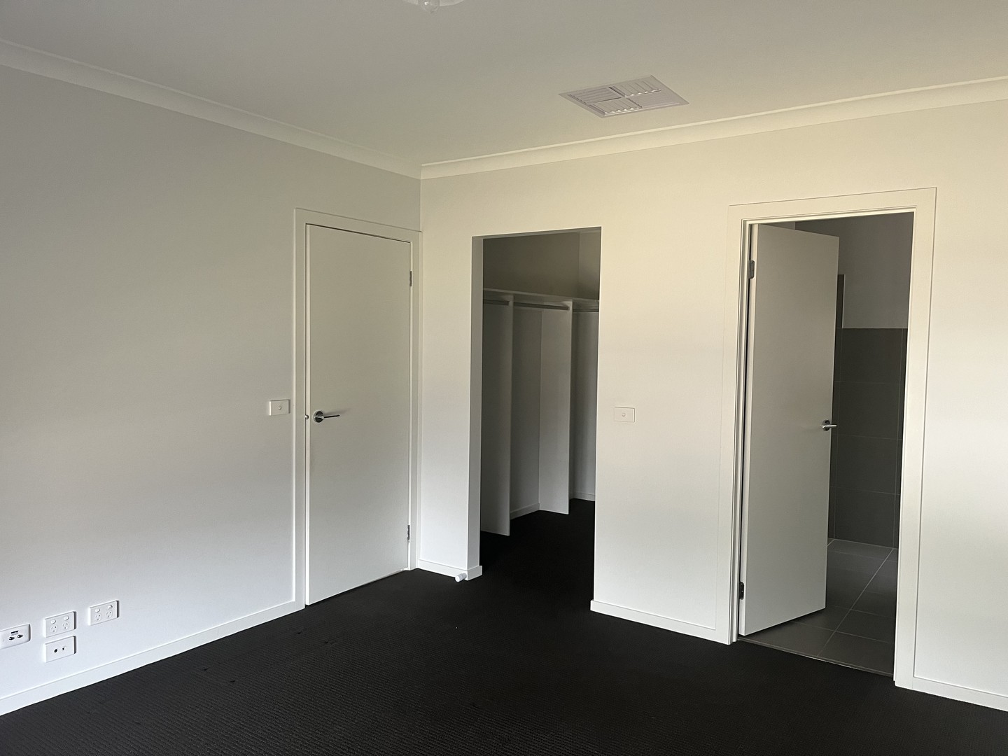 4 Lando Street, Fraser Rise, VIC 3336, Fraser Rise - Thumbnail 3