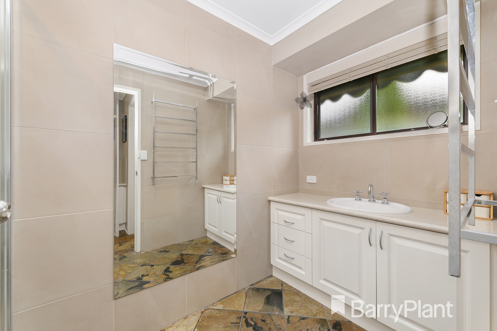 4 Landor Close, Hoppers Crossing, VIC 3029, Hoppers Crossing - Thumbnail 3