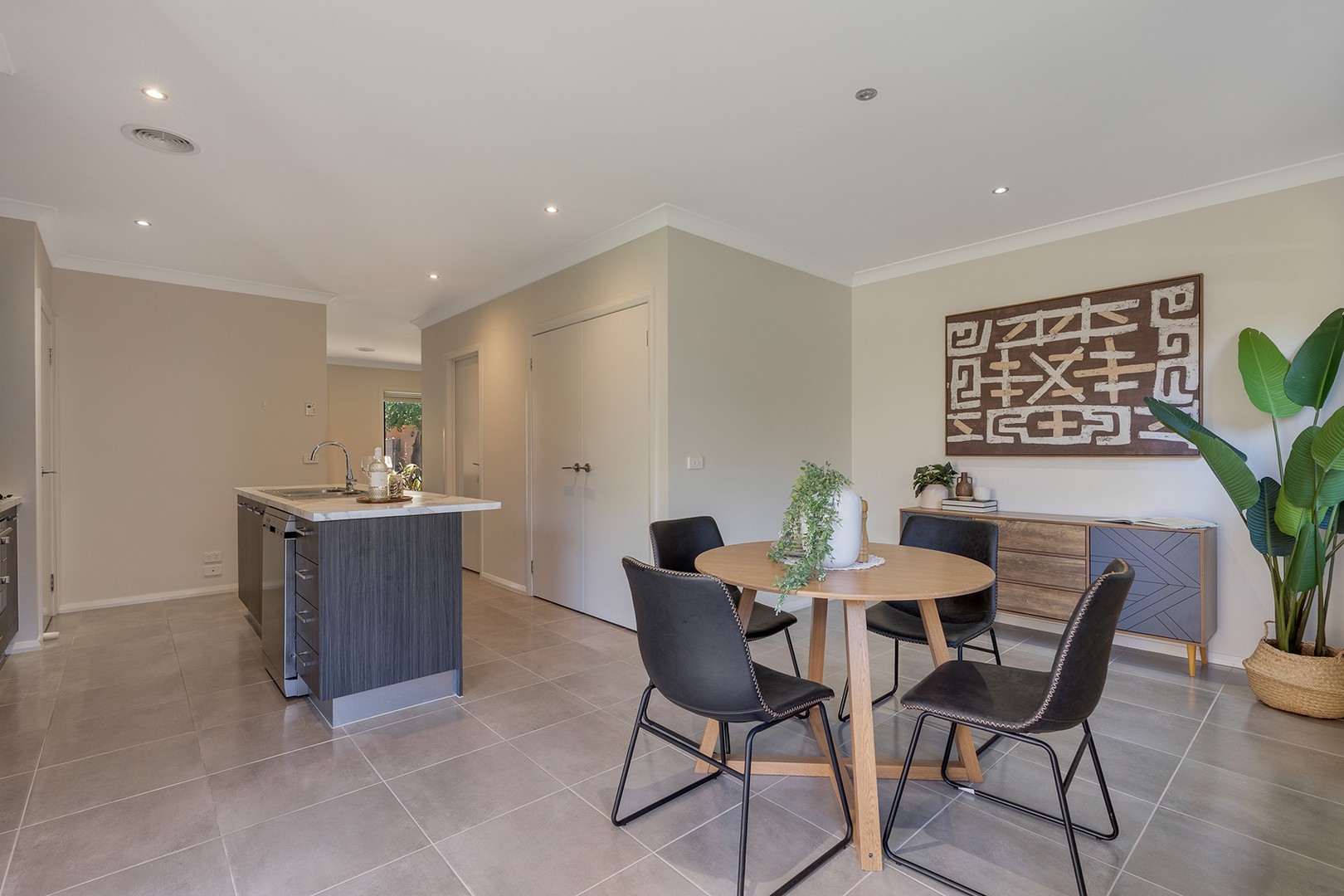 4 Landsdowne Avenue, Mickleham, VIC 3064, Mickleham - Thumbnail 4