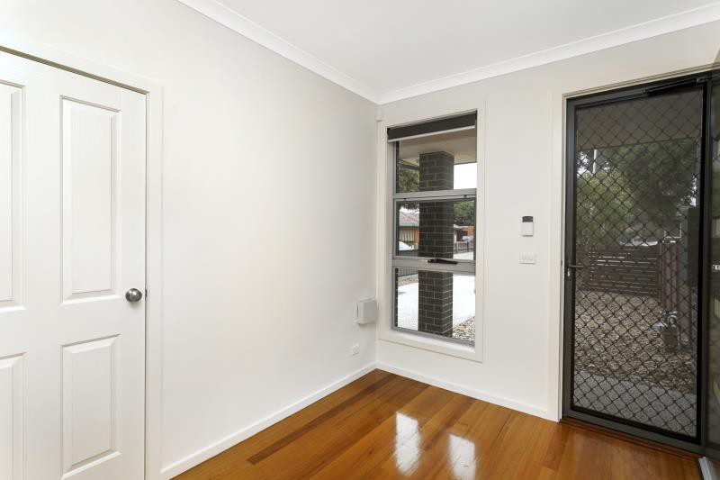 4 Larissa Avenue, Tullamarine, VIC 3043, Tullamarine - Thumbnail 2