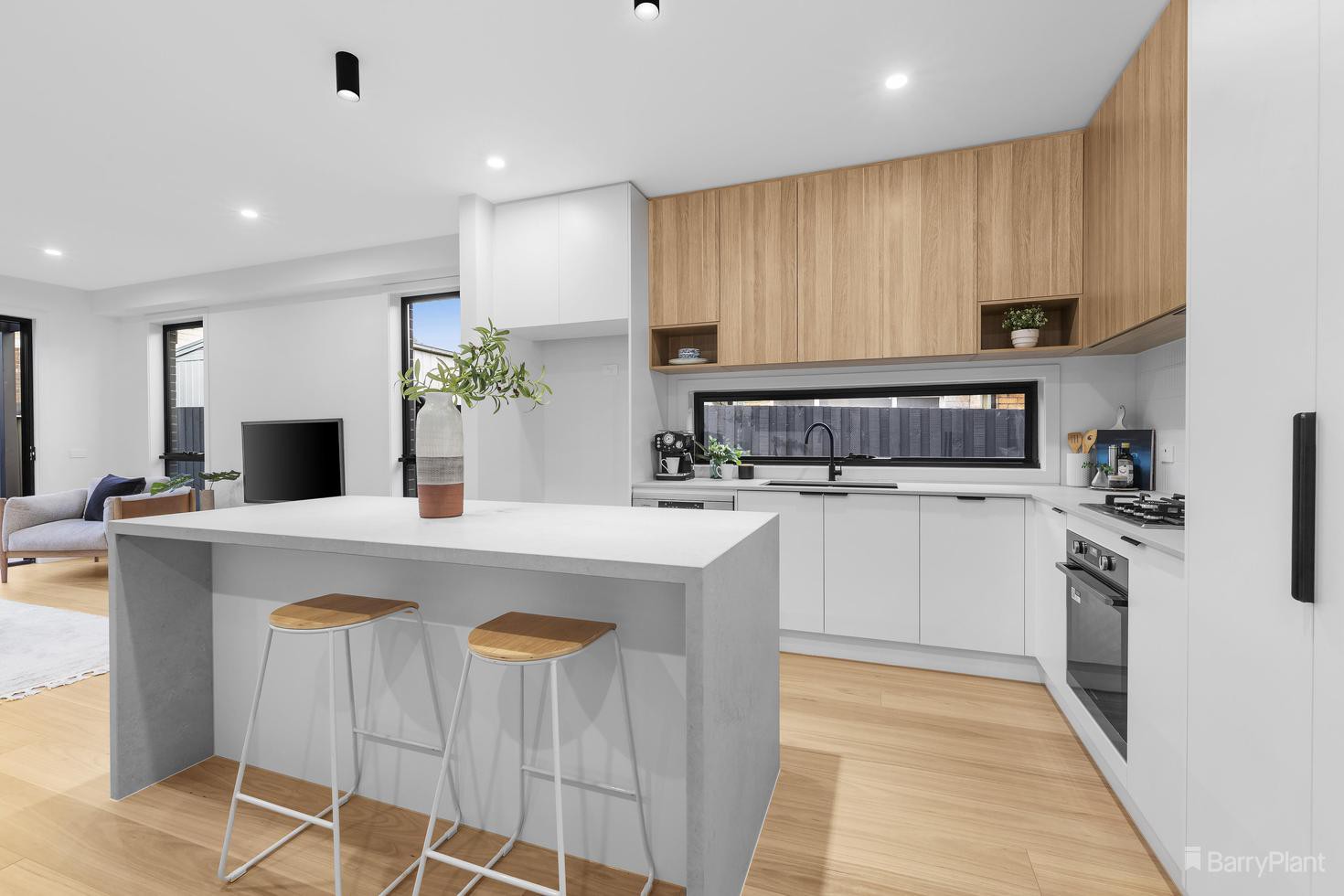 4 Lawson Parade, Heidelberg Heights, VIC 3081, Heidelberg Heights - Thumbnail 4