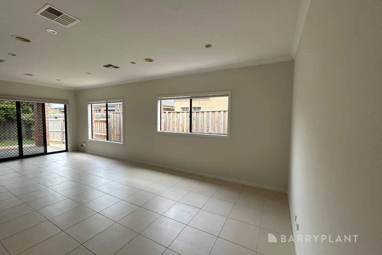 4 League Street, Werribee, VIC 3030, Werribee - Thumbnail 3