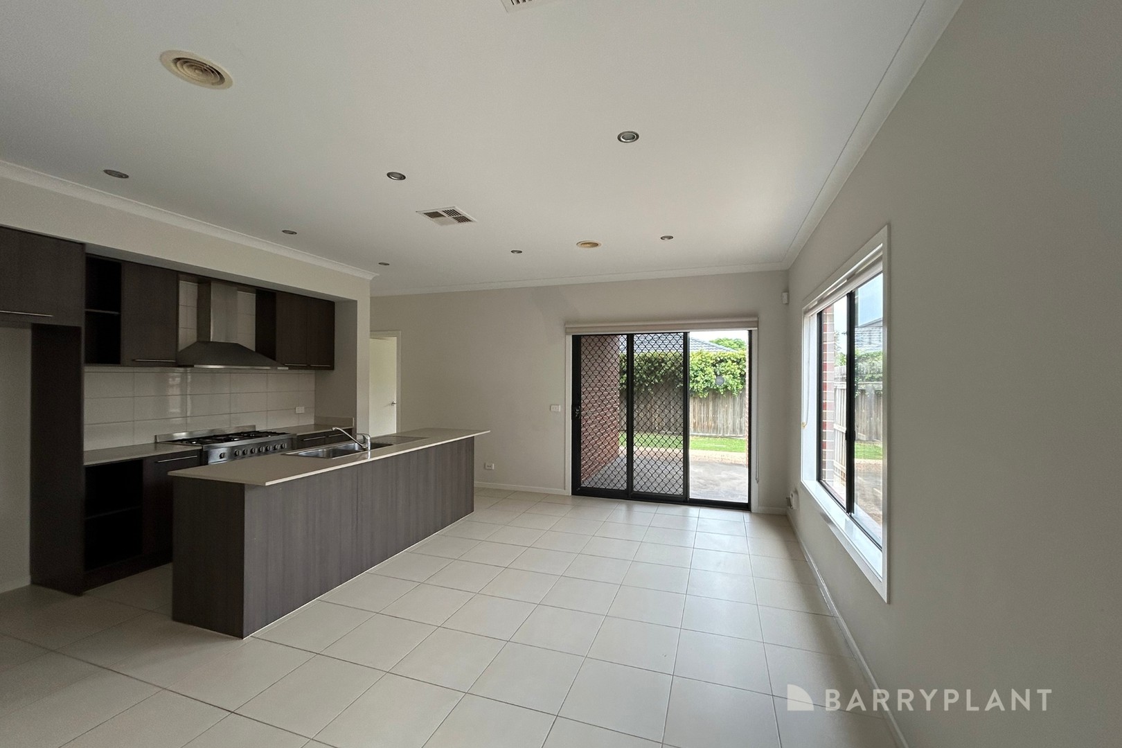 4 League Street, Werribee, VIC 3030, Werribee - Thumbnail 4
