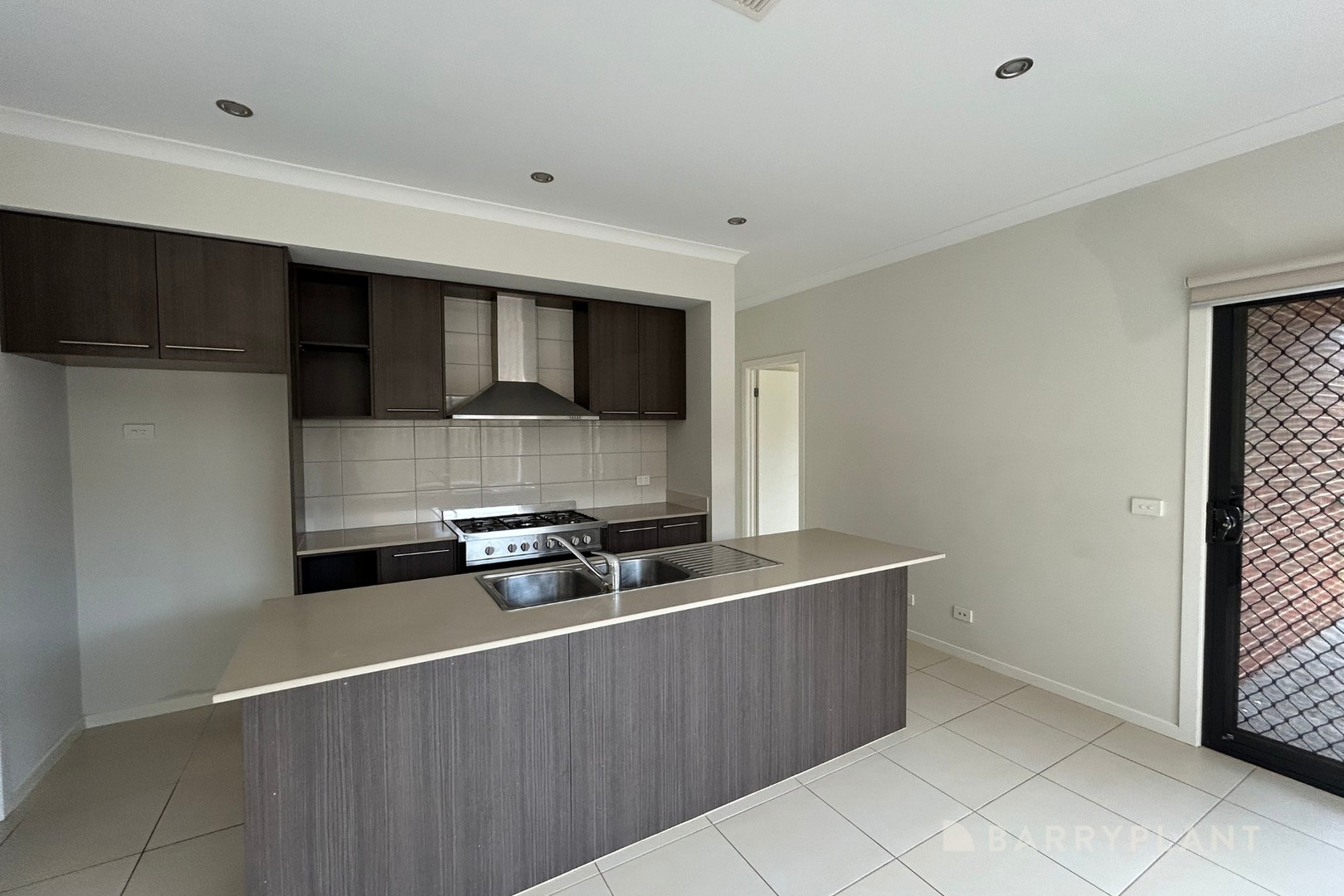 4 League Street, Werribee, VIC 3030, Werribee - Thumbnail 5
