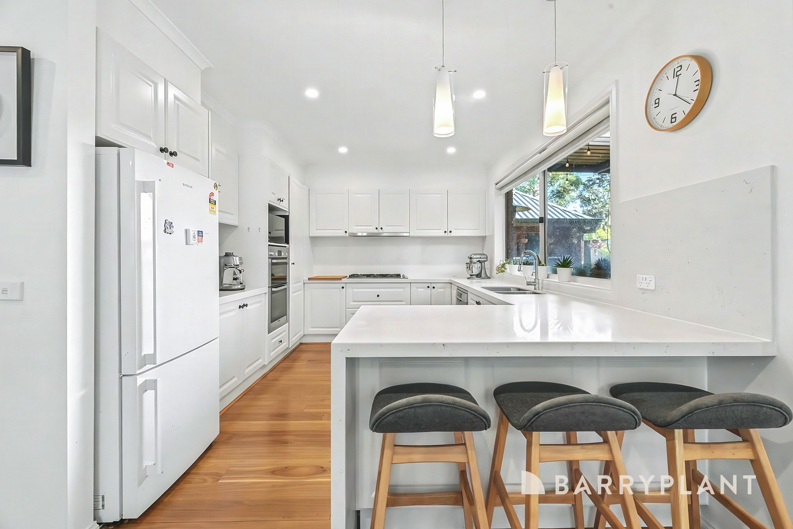 4 Lena Court, Berwick, VIC 3806, Berwick - Thumbnail 4
