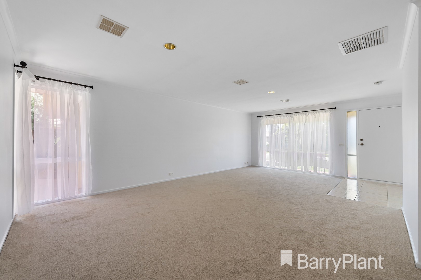 4 Lena Court, Hoppers Crossing, VIC 3029, Hoppers Crossing - Thumbnail 2