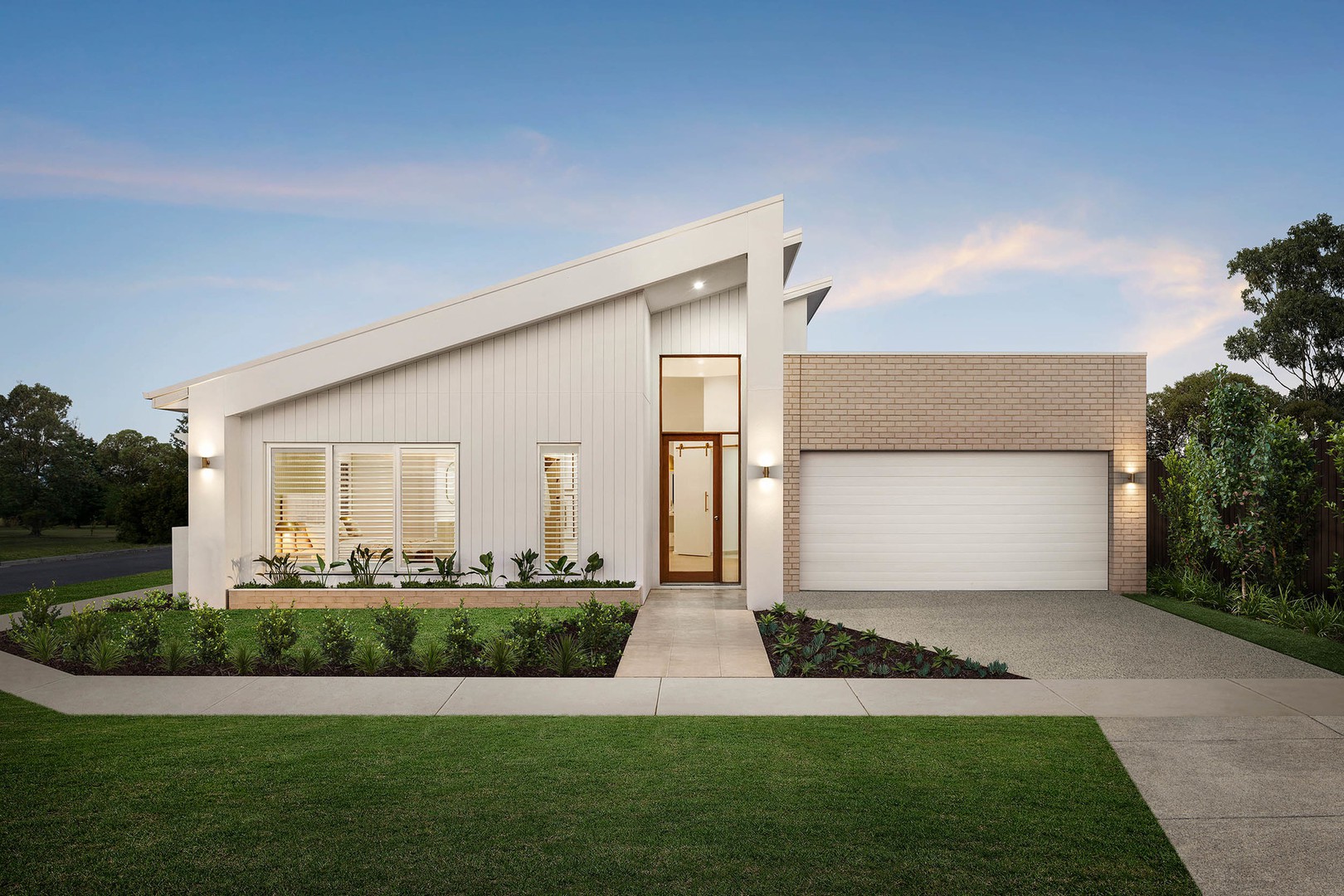 4 Lensing Street, Clyde North, VIC 3978