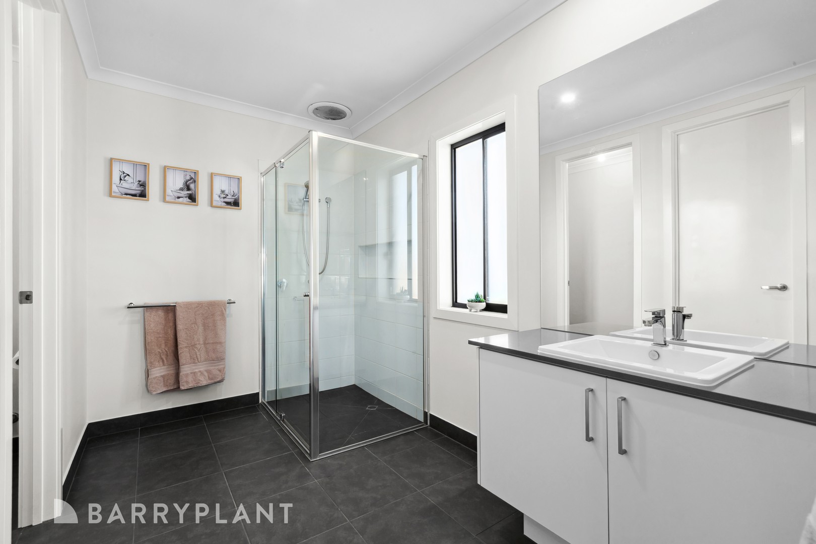 4 Lilac Street, Wallan, VIC 3756, Wallan - Thumbnail 3