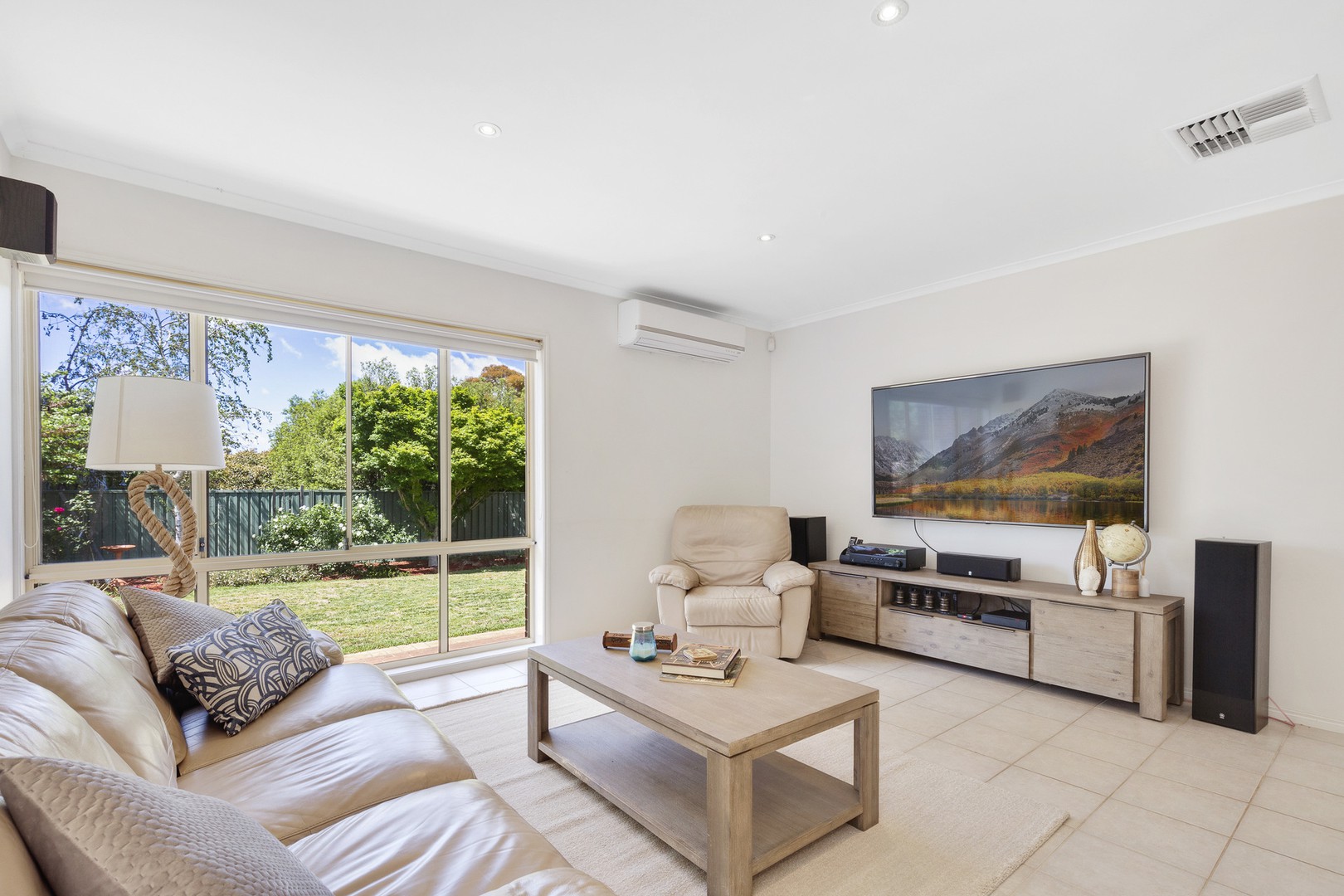 4 Lindsay CourtTaylors Lakes, VIC 3038  - Leased, Taylors Lakes - Thumbnail 4