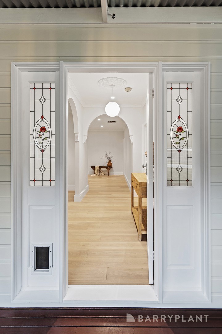 4 Liquidambar Lane, Mount Evelyn, VIC 3796 - Thumbnail 2 - 10/04/2026