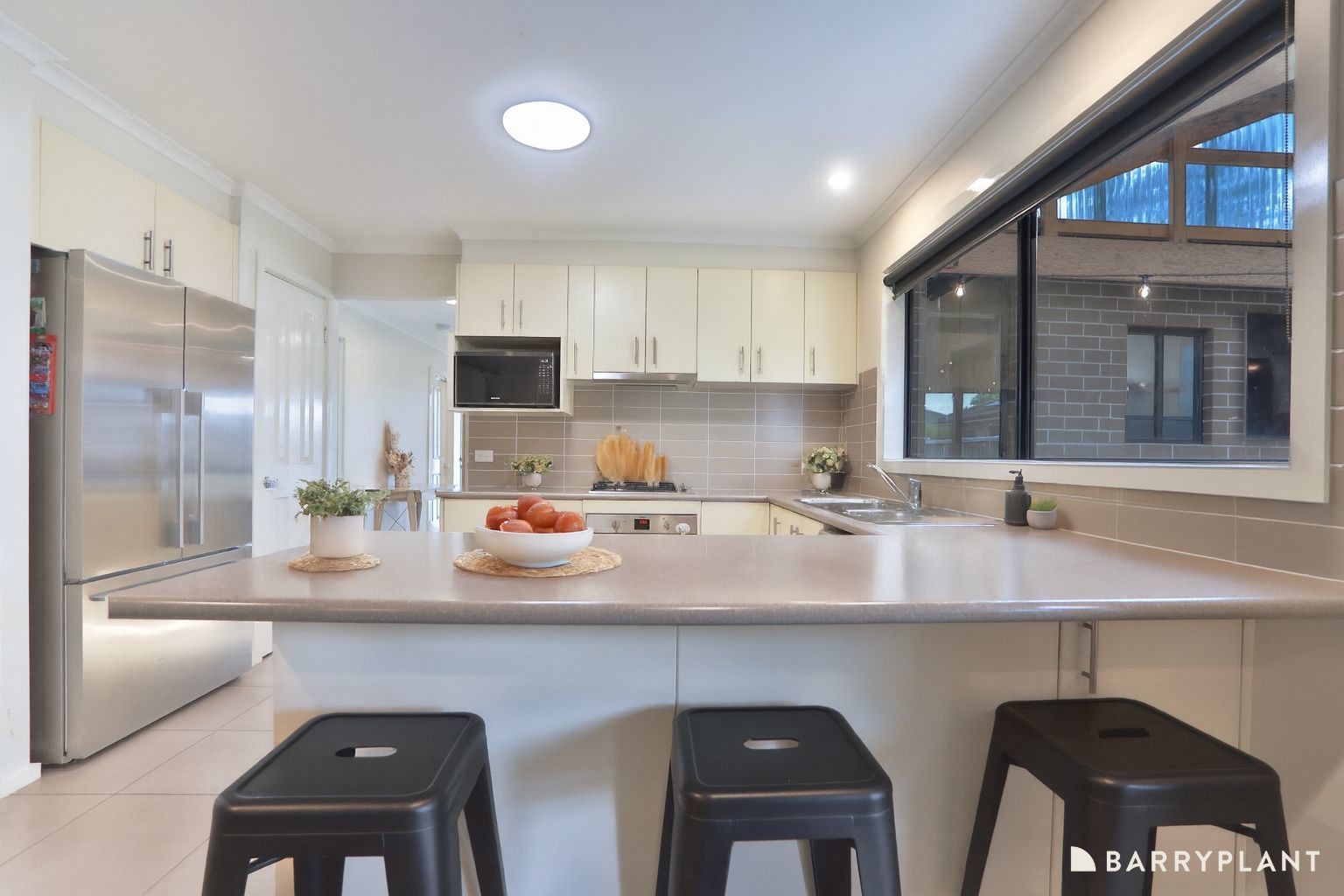 4 Lisa Avenue, Pakenham, VIC 3810, Pakenham - Thumbnail 4