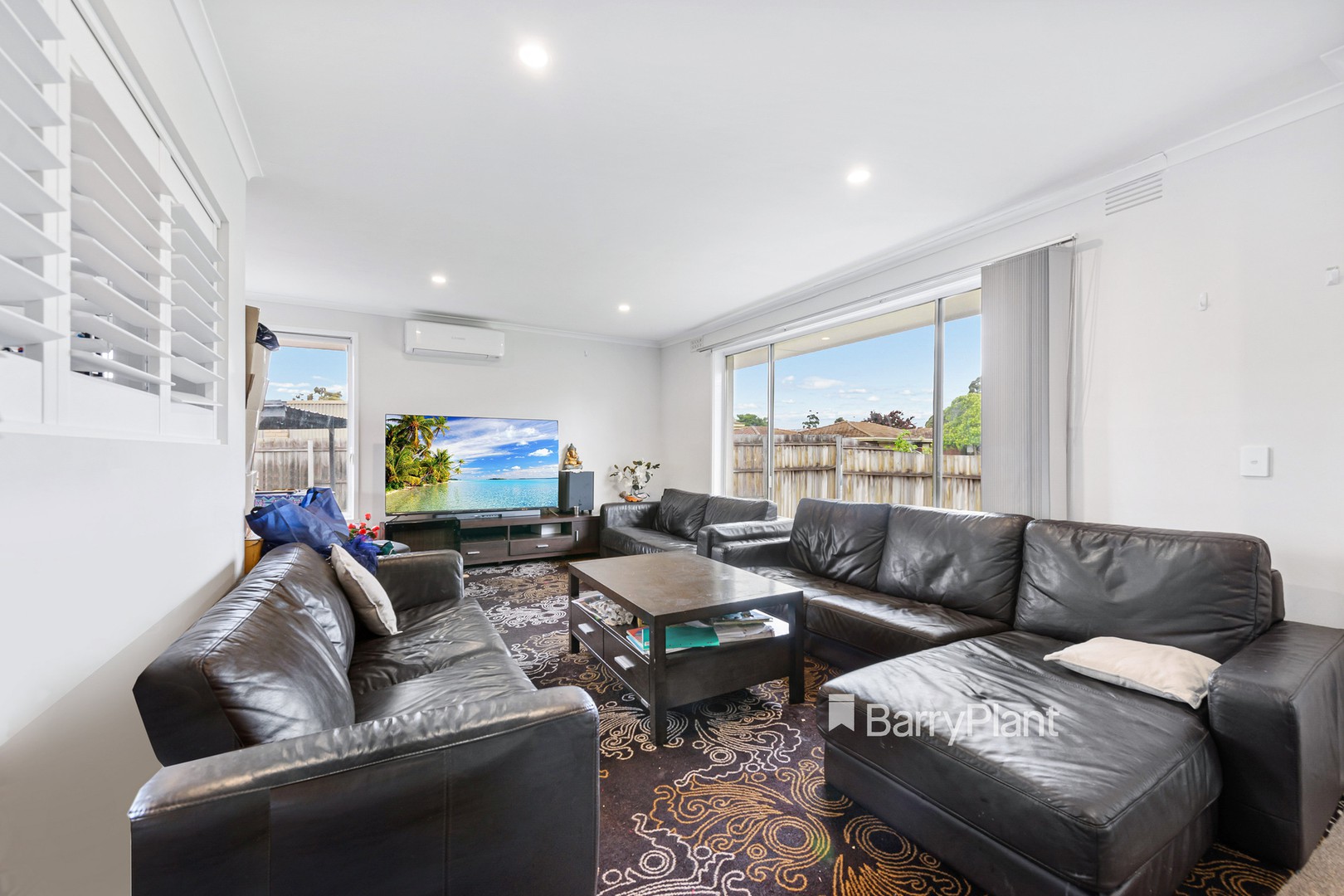 4 Lisa Place, Melton West, VIC 3337, Melton West - Thumbnail 3