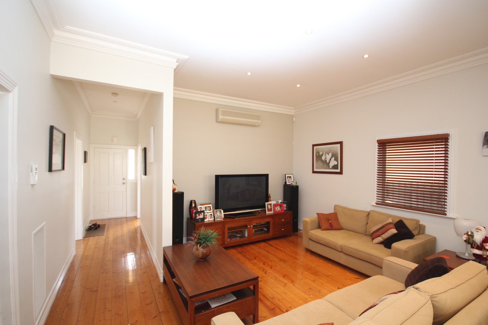 4 Loftus Street, East Geelong, VIC 3219, East Geelong - Thumbnail 2