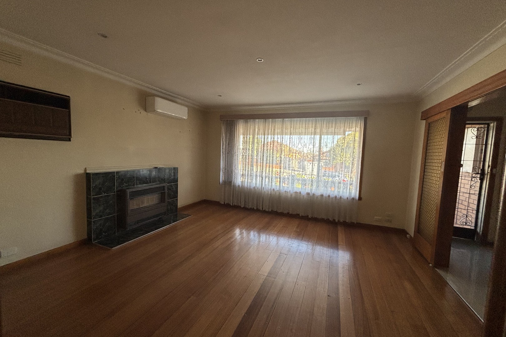 4 Lois Court, Thomastown, VIC 3074, Thomastown - Thumbnail 4