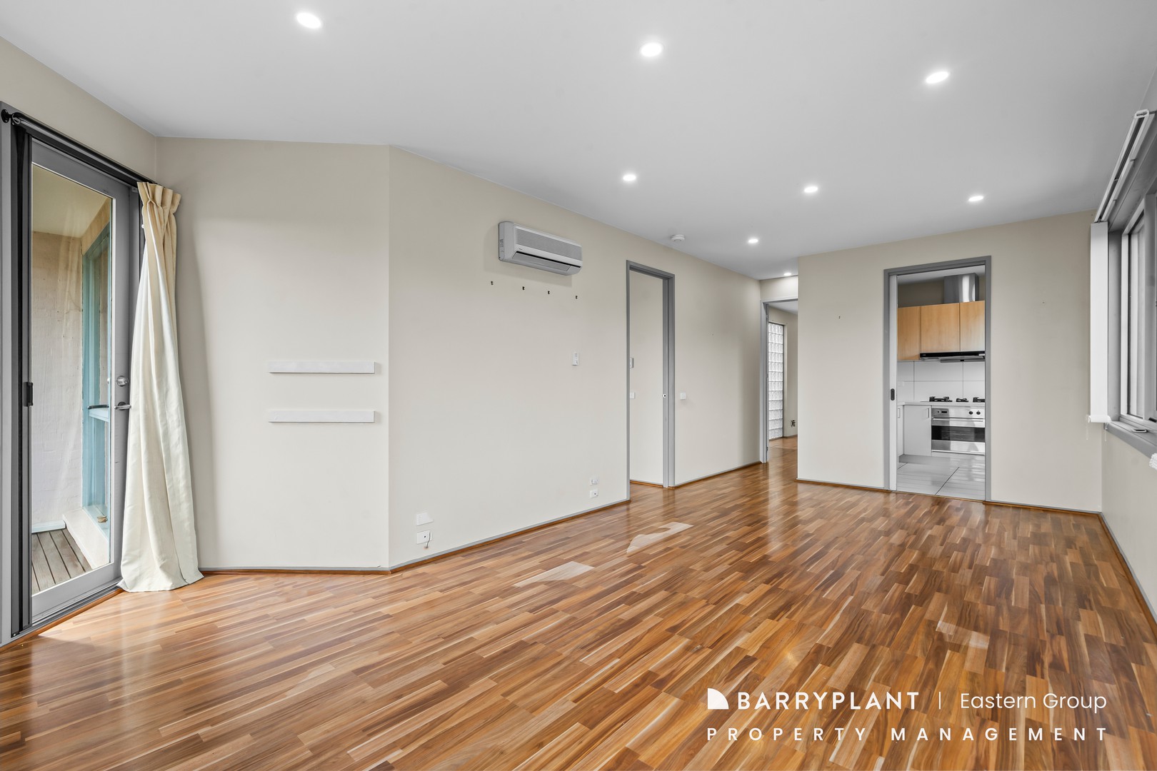 4 Long Valley Way, Doncaster East, VIC 3109, Doncaster East - Thumbnail 3