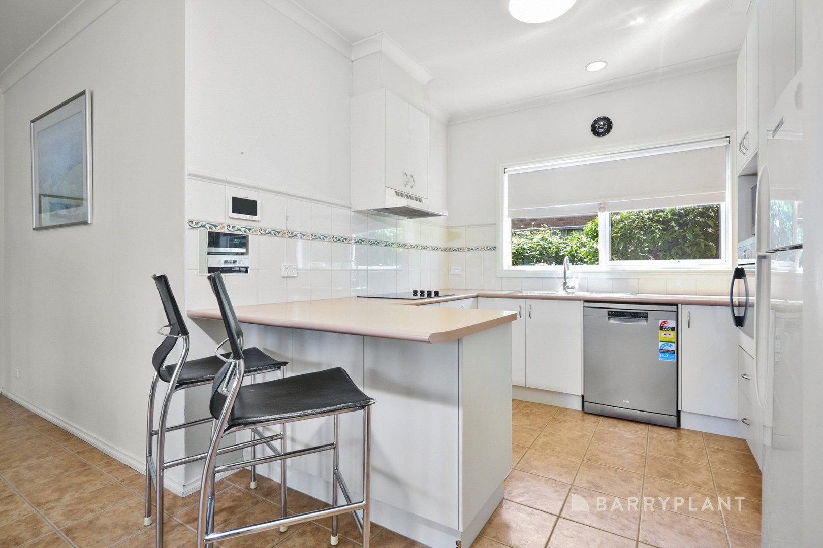 4 Longfellow Avenue, Mooroolbark, VIC 3138, Mooroolbark - Thumbnail 6