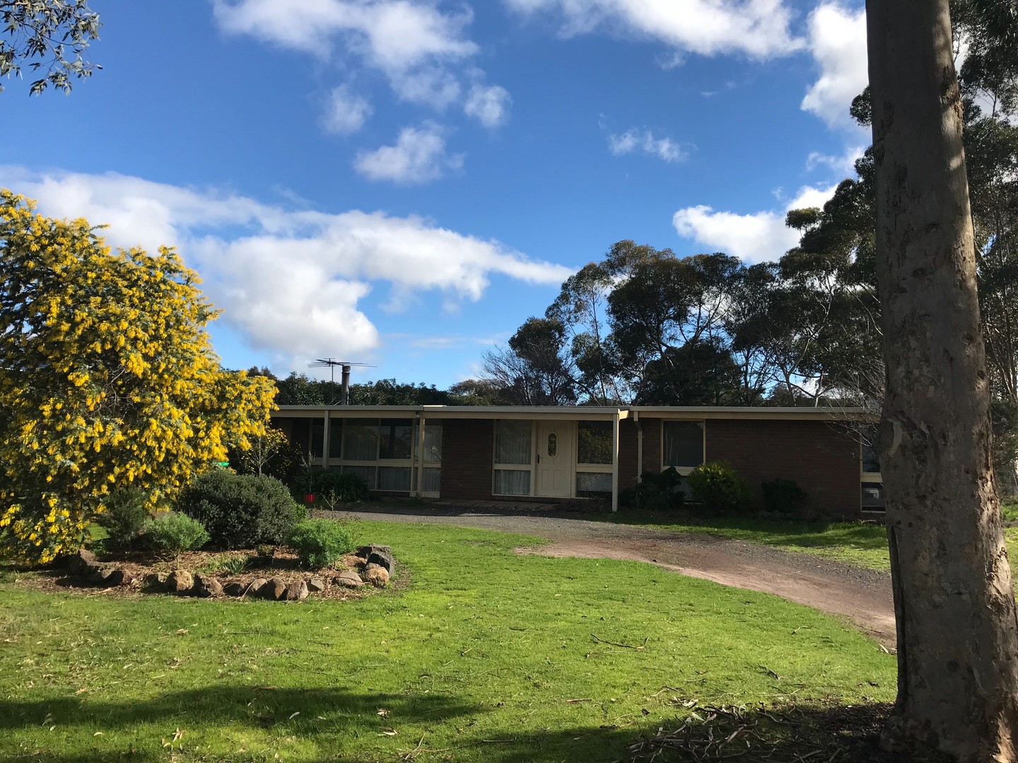 4 Mahoneys RoadRiddells Creek, VIC 3431  - Leased, Riddells Creek - Thumbnail 3