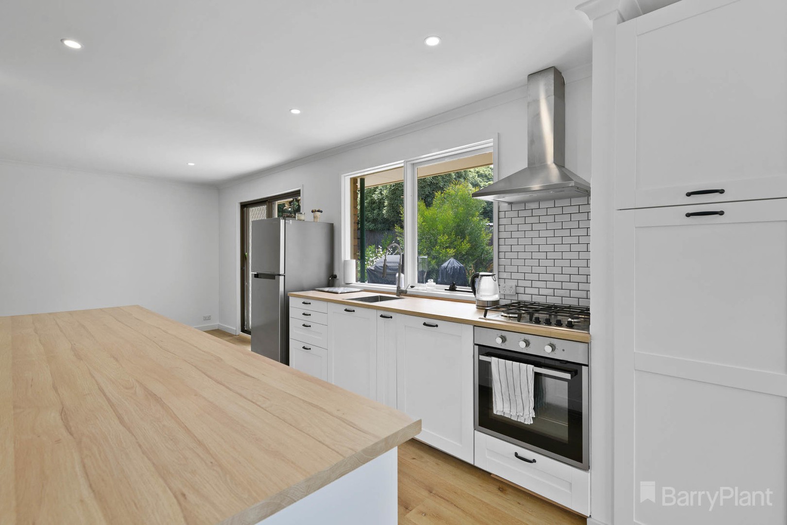 4 Malcolm Court, Pakenham, VIC 3810, Pakenham - Thumbnail 4