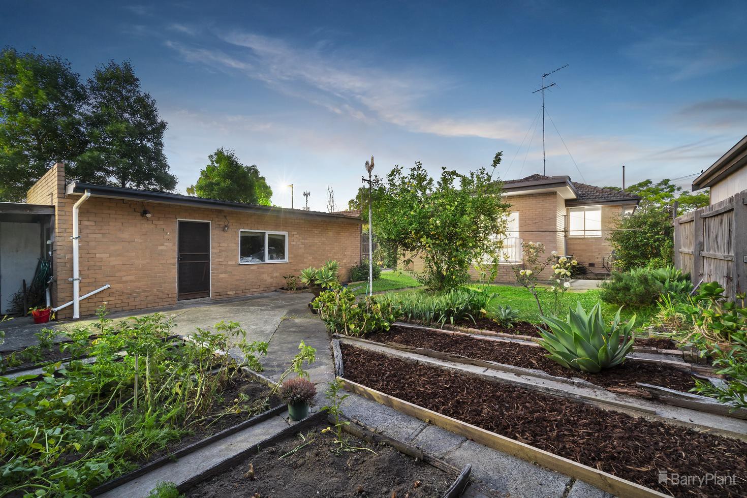 4 Mangan Street, Bulleen, VIC 3105, Bulleen - Thumbnail 2