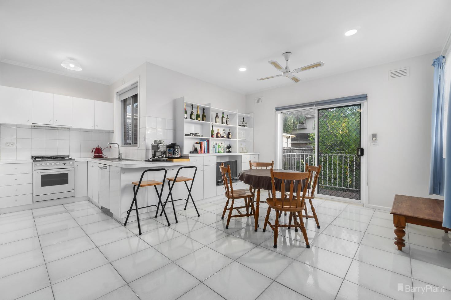4 Mangan Street, Bulleen, VIC 3105, Bulleen - Thumbnail 3