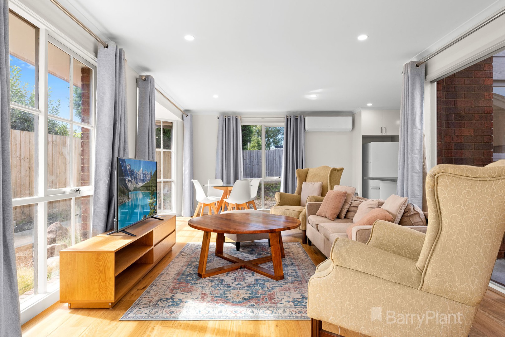 52 Tracey Street, REVESBY NSW 2212, Revesby - Thumbnail 6