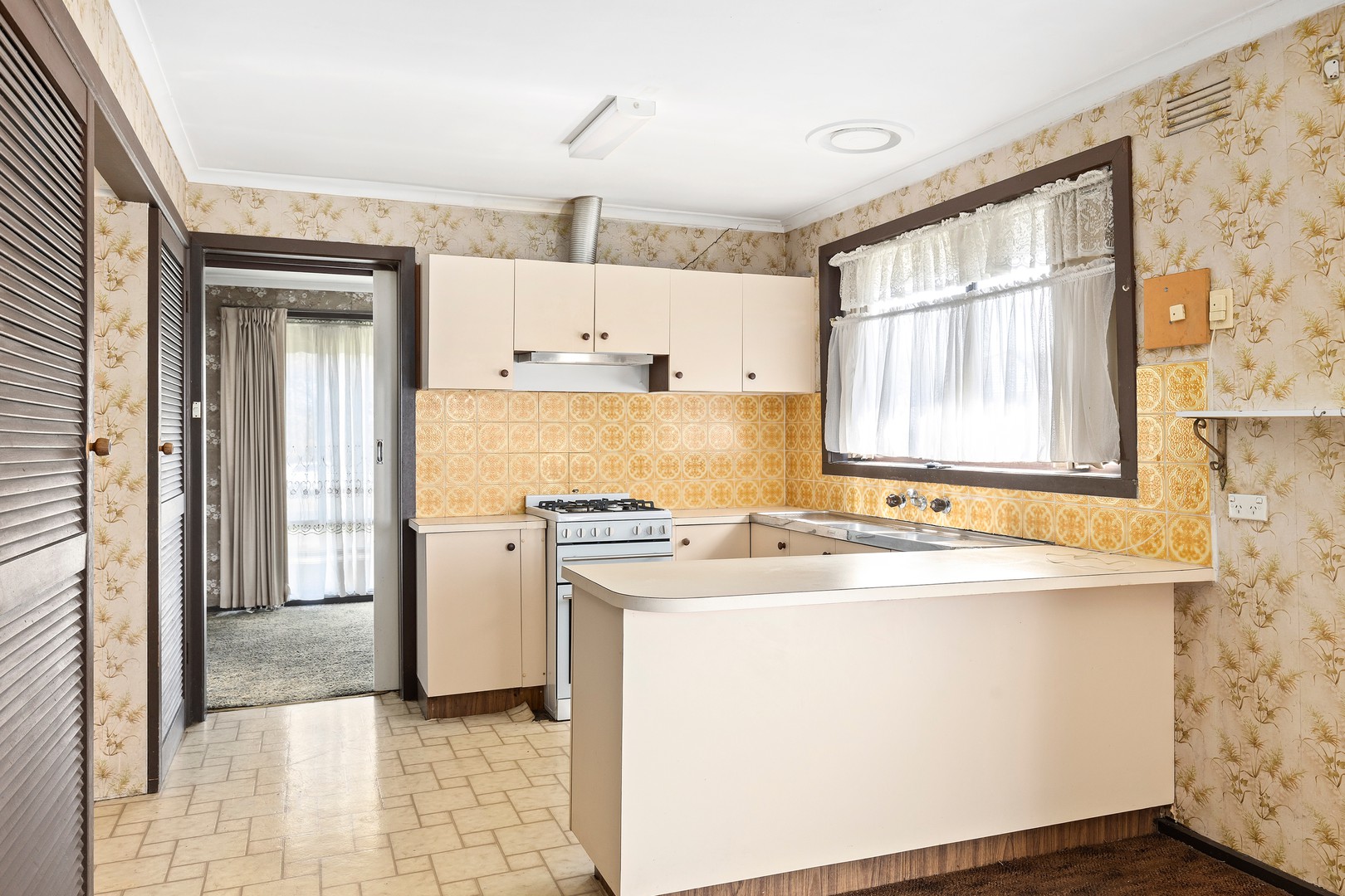 4 Manyung Court, Keilor East, VIC 3033, Keilor East - Thumbnail 2
