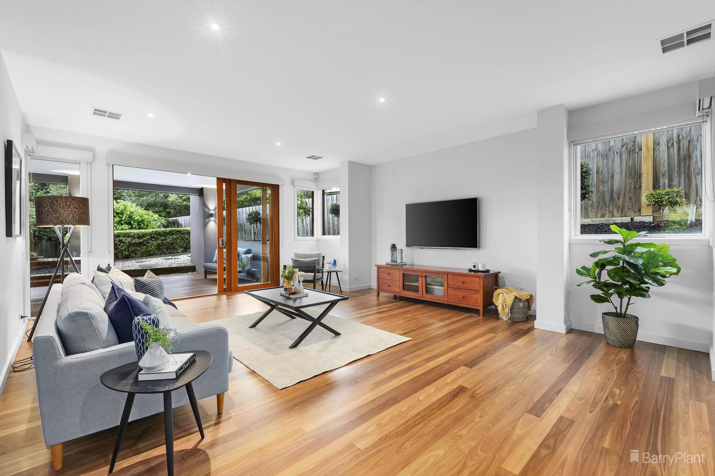 4 Maple Court, Doncaster, VIC 3108, Doncaster - Thumbnail 2
