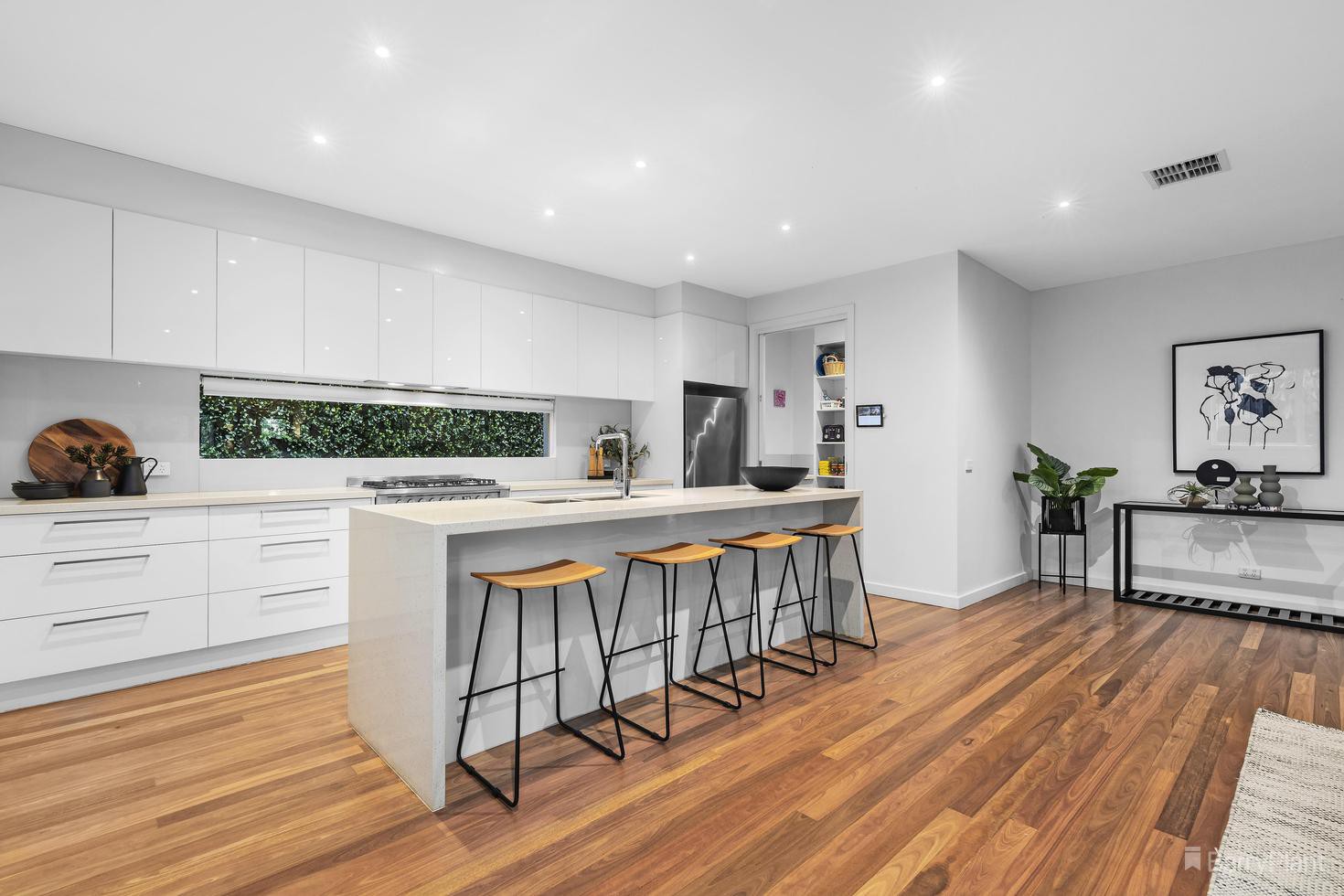 4 Maple Court, Doncaster, VIC 3108, Doncaster - Thumbnail 3