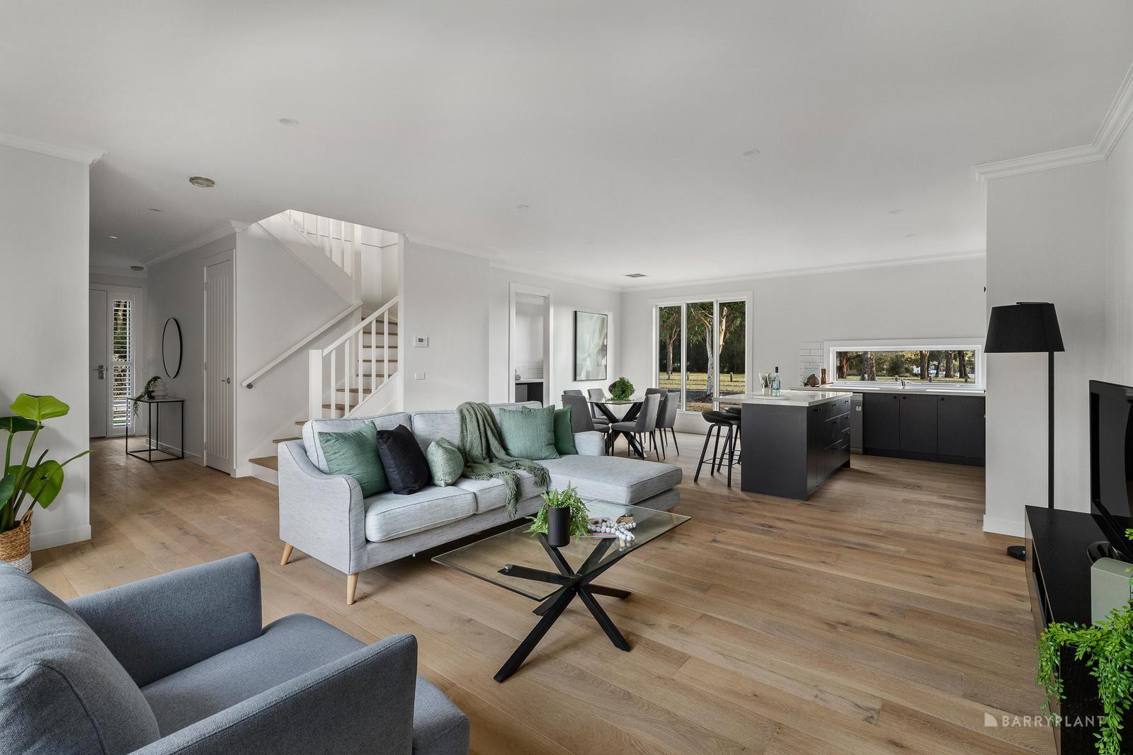 4 Mark Place, Nunawading, VIC 3131, Nunawading - Thumbnail 2