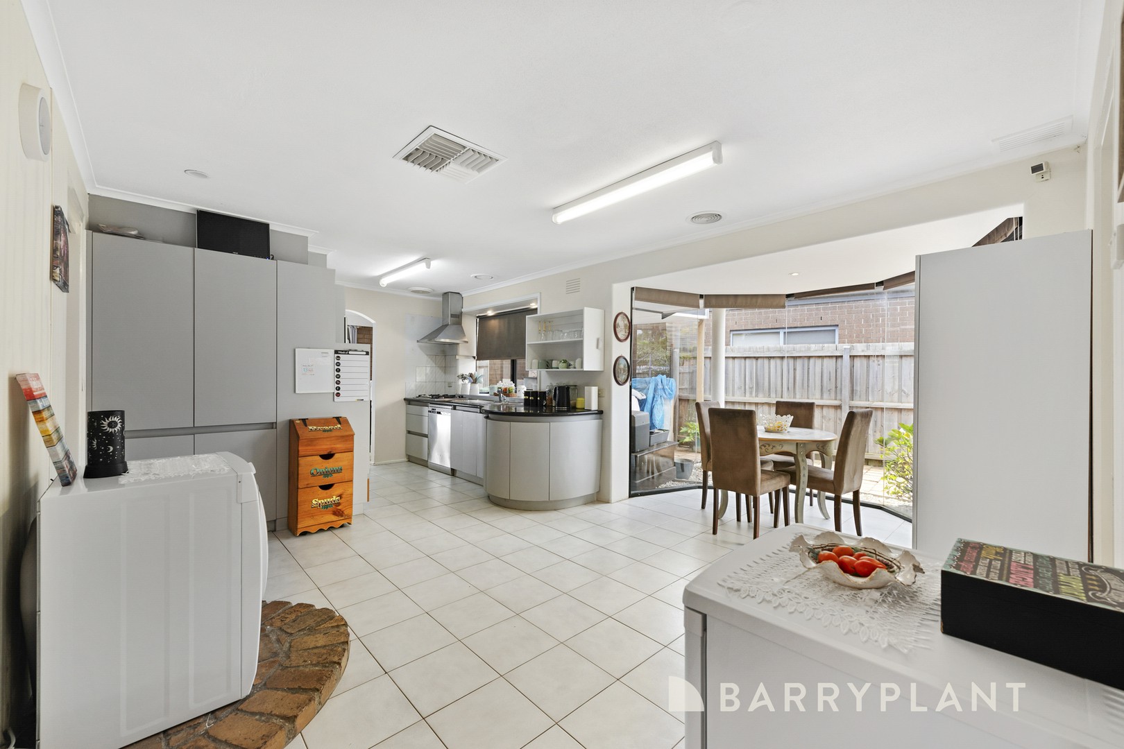 4 Mathews Street, Melton South, VIC 3338, Melton South - Thumbnail 8