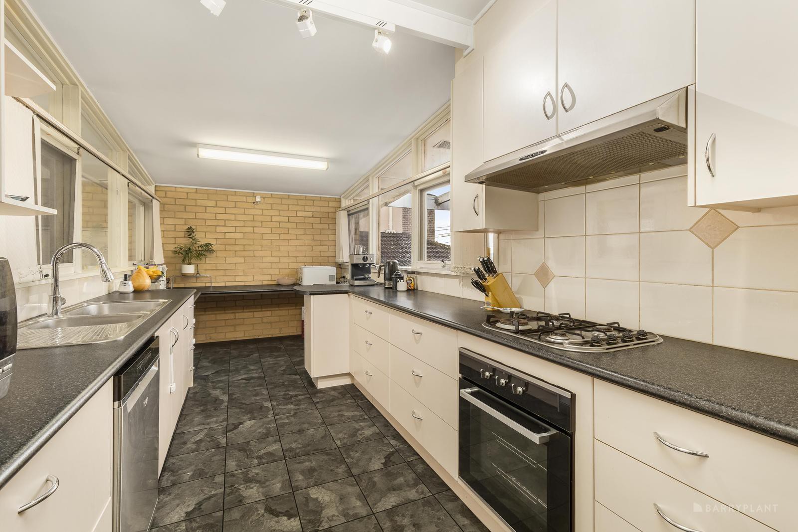4 Mayfair Avenue, Templestowe Lower, VIC 3107, Templestowe Lower - Thumbnail 7