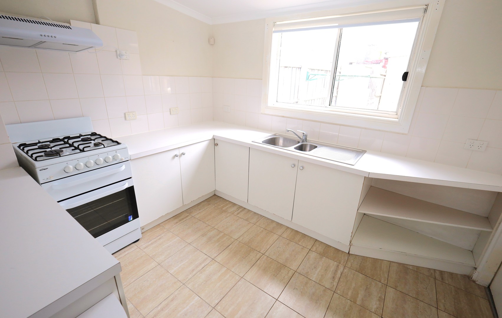 4 McCann Place, Geelong, VIC 3220, Geelong - Thumbnail 3