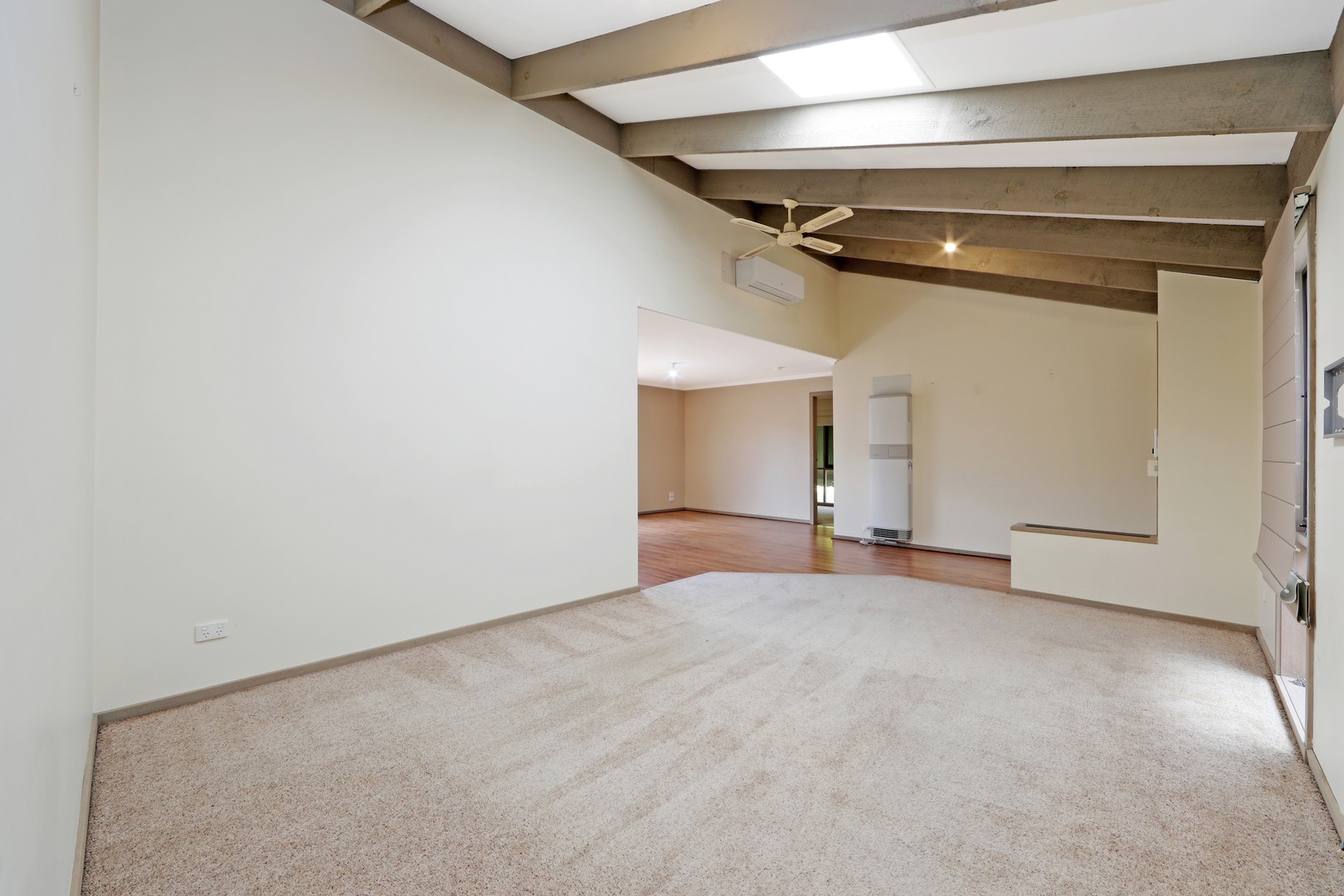4 Meaghan Court, Rowville, VIC 3178, Rowville - Thumbnail 3