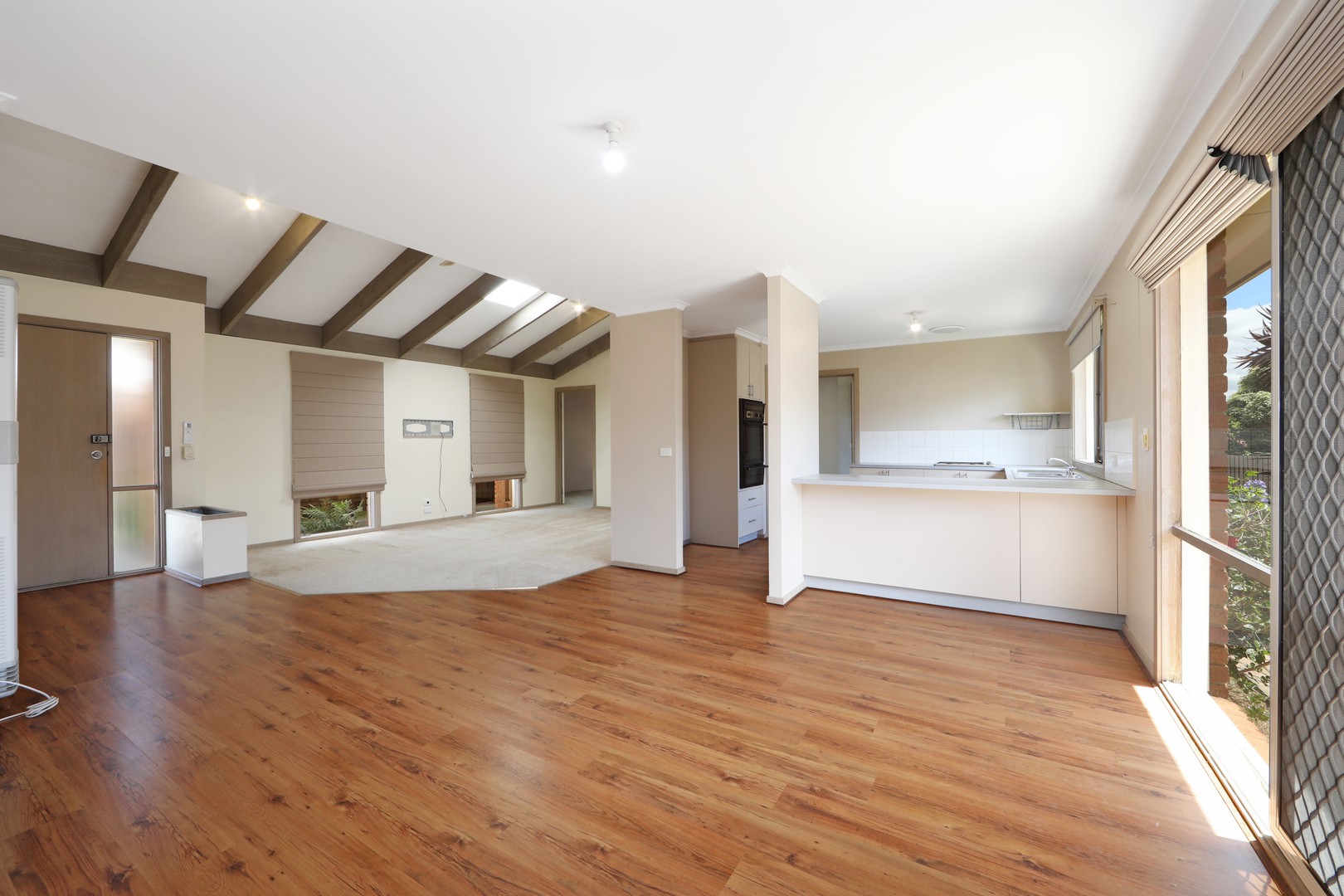4 Meaghan Court, Rowville, VIC 3178, Rowville - Thumbnail 4