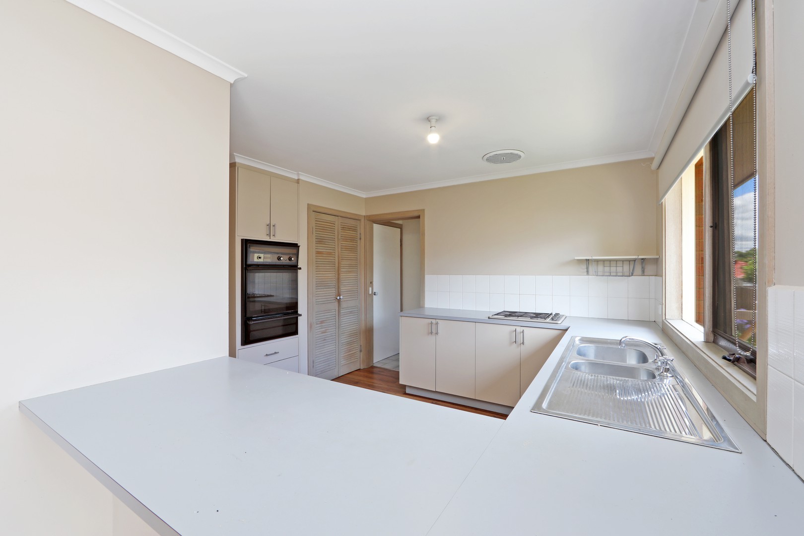 4 Meaghan Court, Rowville, VIC 3178, Rowville - Thumbnail 5