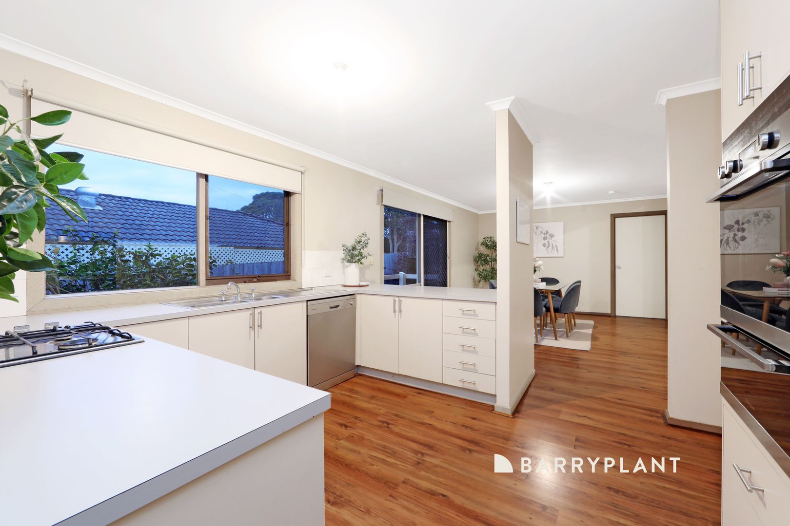 4 Meaghan Court, Rowville, VIC 3178, Rowville - Thumbnail 4
