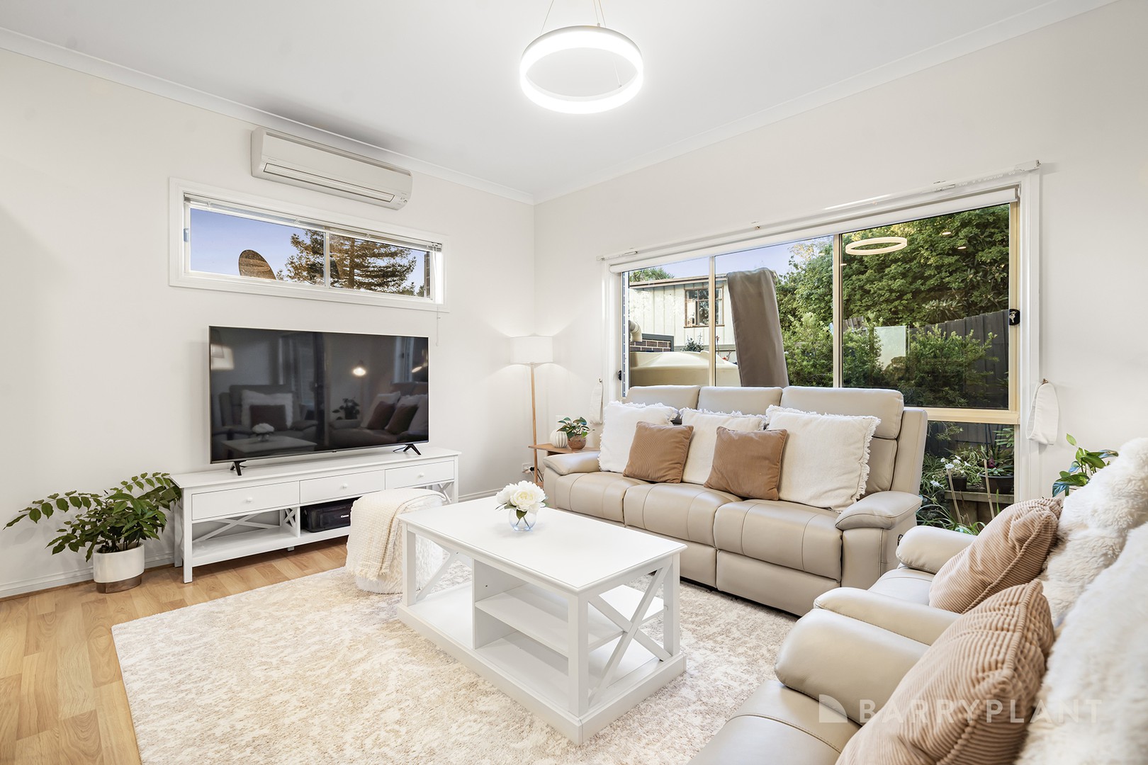 4 Megan Place, Lilydale, VIC 3140 - Thumbnail 2 - 14/05/2026