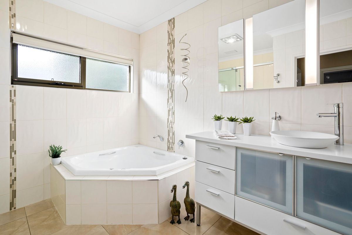 4 Menarra  Street, Strathmore, VIC 3041, Strathmore - Thumbnail 6