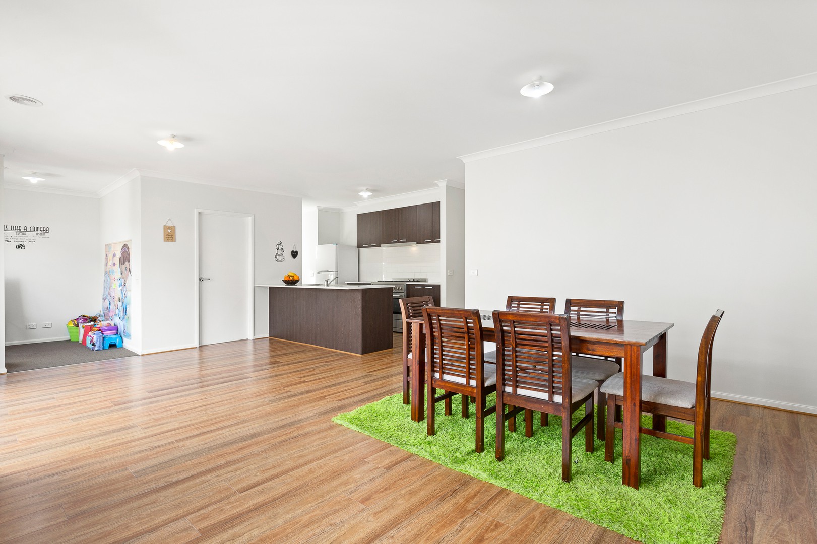 4 Merino DriveMernda, VIC 3754  - Leased, Mernda - Thumbnail 4