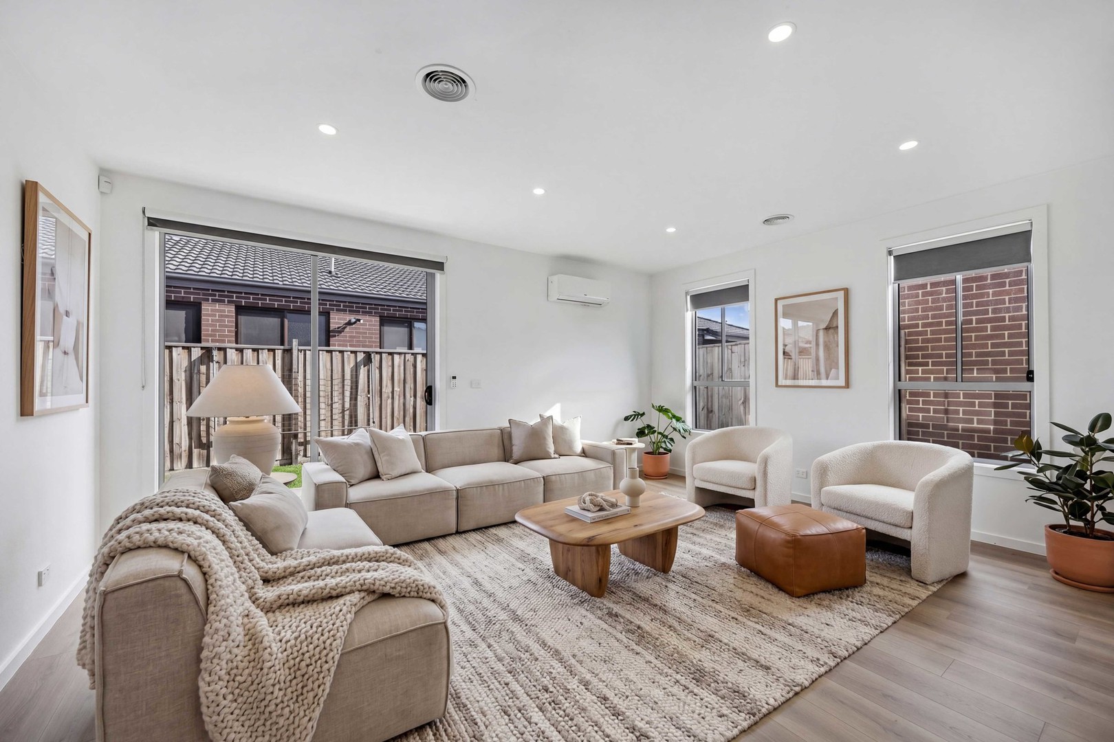 4 Metroon Drive, Weir Views, VIC 3338 - Thumbnail 2 - 06/05/2026